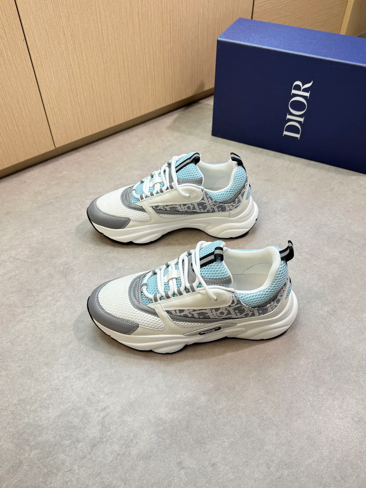 Factory price: 460💰[Dior] Dior - high-end quality original order 🔍🔍🔍 casual sports shoes - upper: 🔝 stone pattern calfskin, high silk mesh canvas, brand totem cloth, tongue and heel; reflective brand webbing - lining: brand canvas - original: ultra-light T men's shoes 💰U foam rubber; two-color molded outsole -Ultra-high quality control·Fine workmanship: highlighted (high-end·nobility·grade) -Size: 39-44 (38, 45, 46, 47, can be customized)·D9285